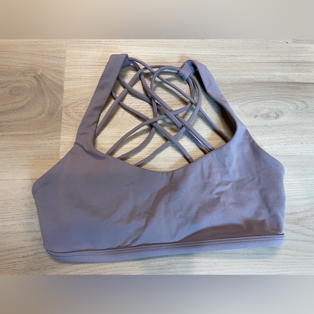 Lululemon Free to be Wild bra